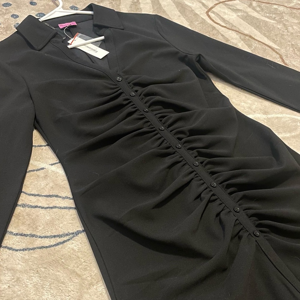 NWT Francesca’s button-up dress